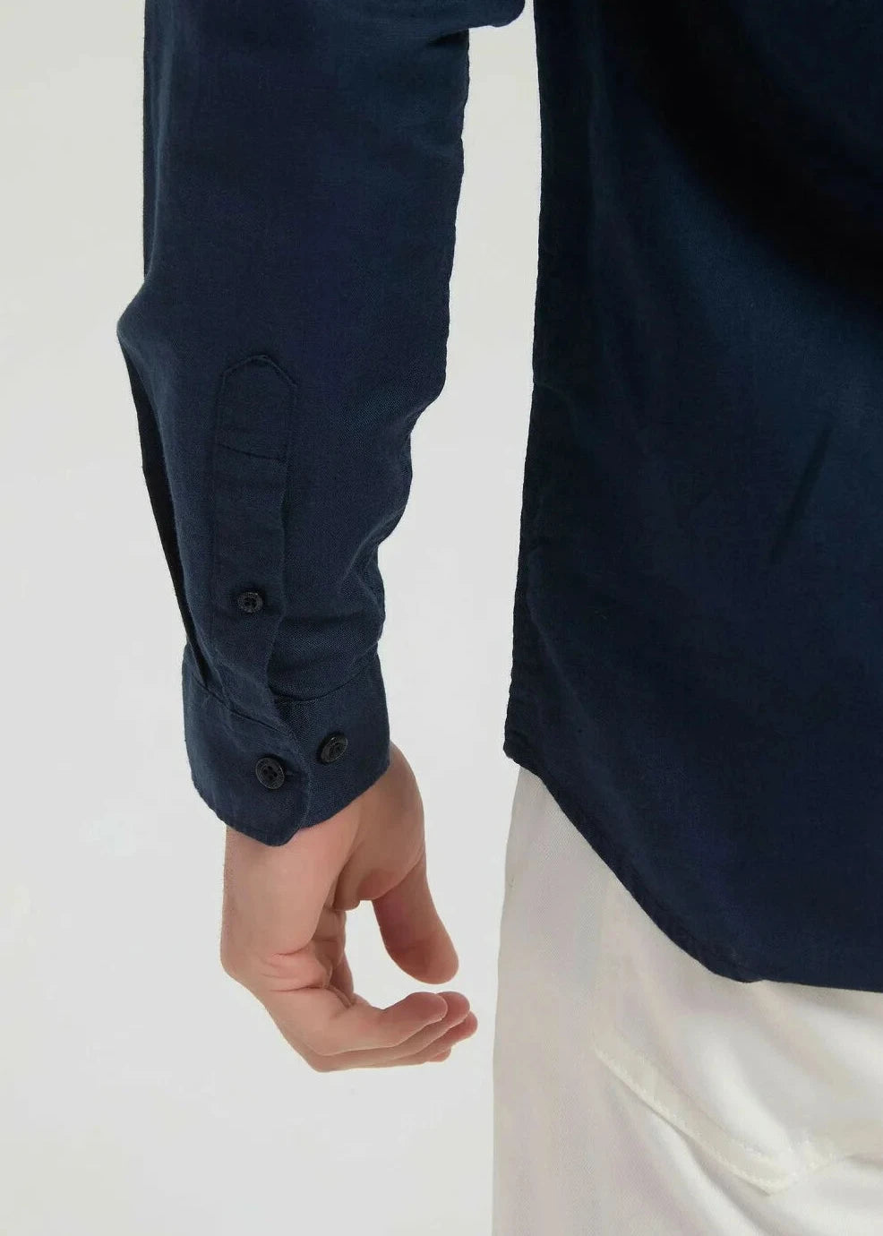Chemise en lin bleu marine
